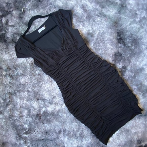 Calvin Klein Dresses & Skirts - Calvin Klein Ruched Bodycon Dress